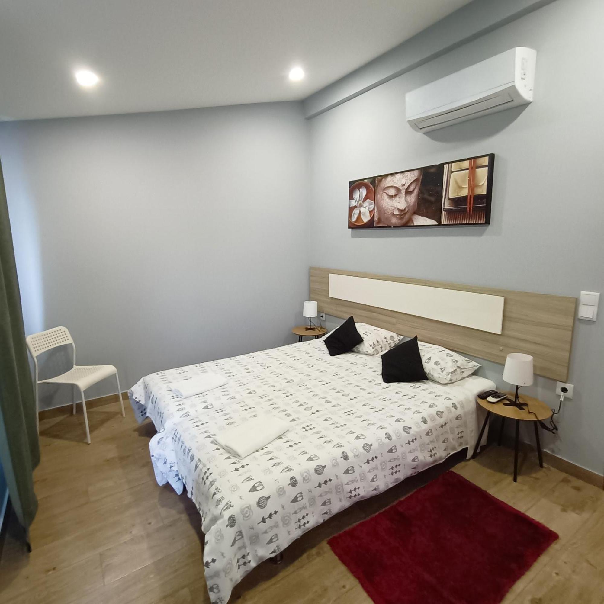 Good Vibes - Lagos Guesthouse Екстер'єр фото